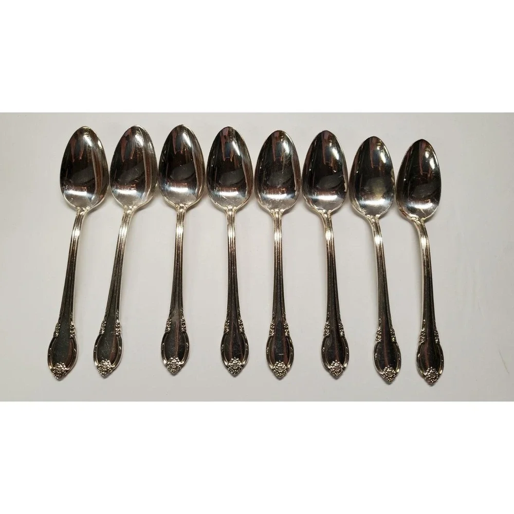 1847 Rogers Silverplate IS Remembrance Teaspoons Flatware Set of 8  (B